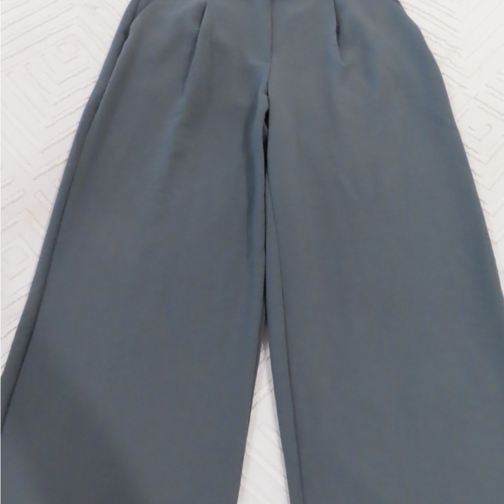 Abercrombie & Fitch Women's Wide Leg Gray Pants